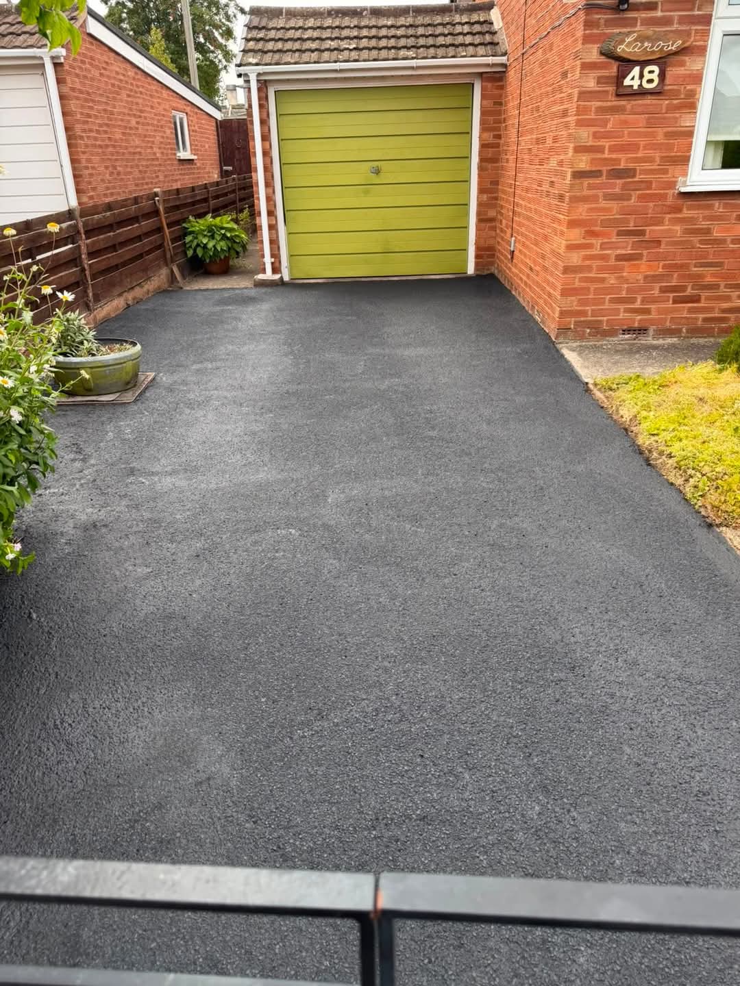 Tarmac Driveway Restored and Sealed